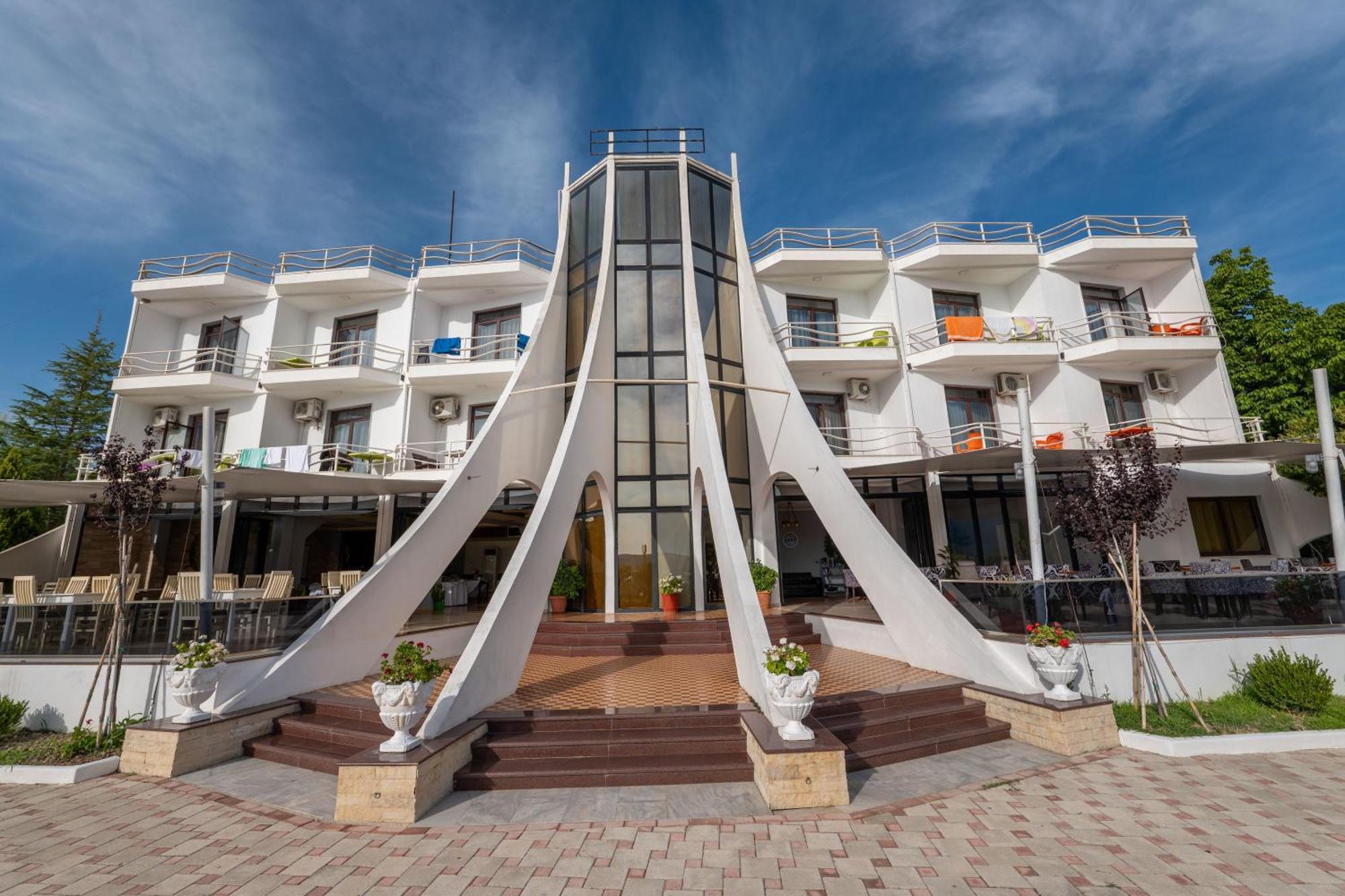 Edva Resort Vlorë エクステリア 写真